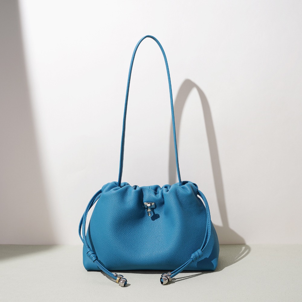 Nova Bolsa Cloud de Couro de A - Interior Design Simple avaliação e preço